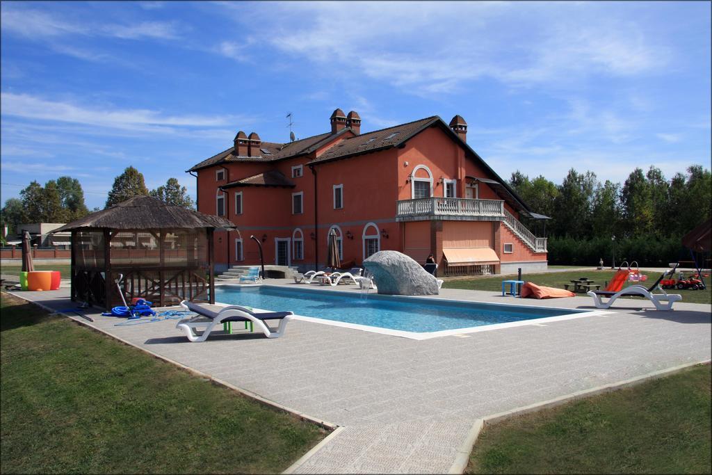 Villa Sassi Ac Алесандрия Екстериор снимка