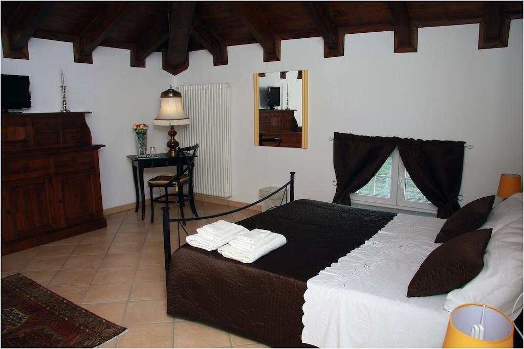 Villa Sassi Ac Алесандрия Стая снимка