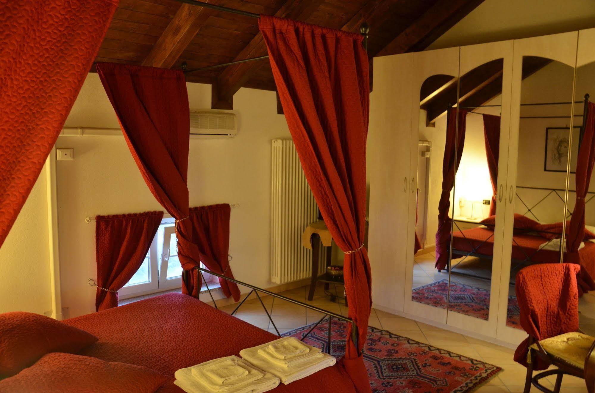 Villa Sassi Ac Алесандрия Екстериор снимка